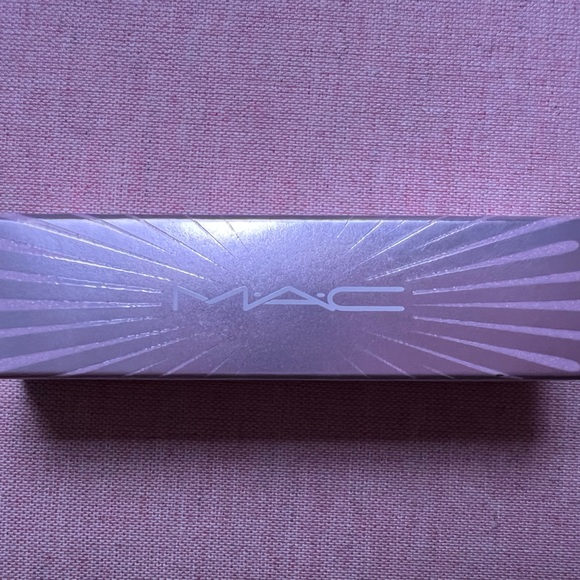 MAC matte lipstick - Picture 2 of 3